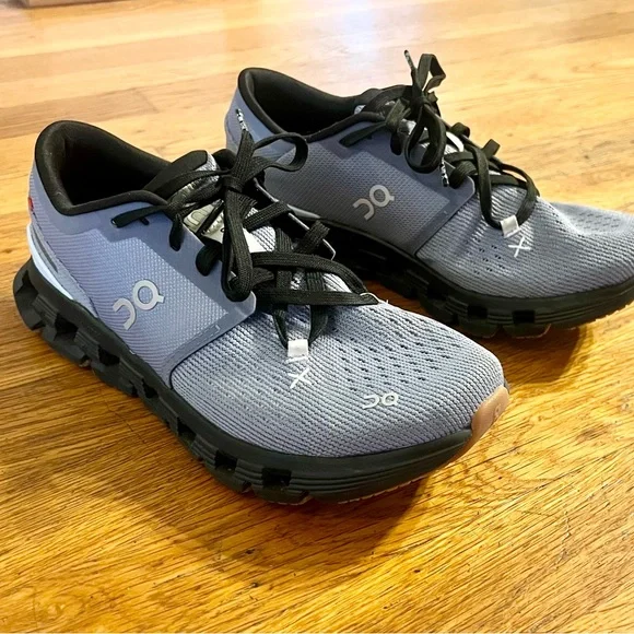 EUC On Running Cloud X4 Training Shoes in Purple and Black, Women’s Size 7.5 - Picture 2 of 10